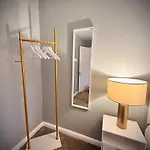 High Rise ボウネス＝オン＝ウィンダミア